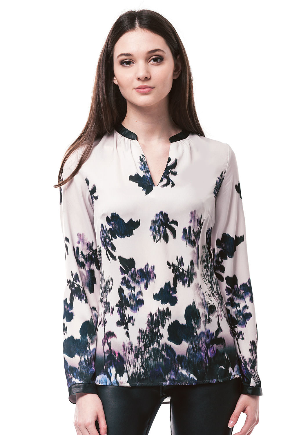 Фото товара 8778, шелковая блузка с цветочным принтом